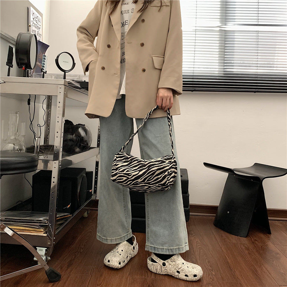 Indoor Thick Bottom Graffiti Hole Crocs